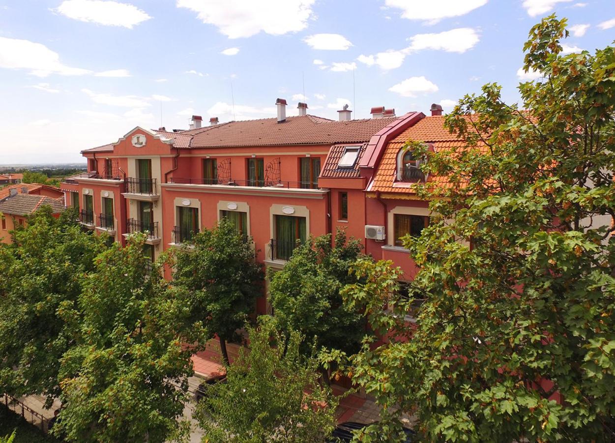 клуб централ Хисаря